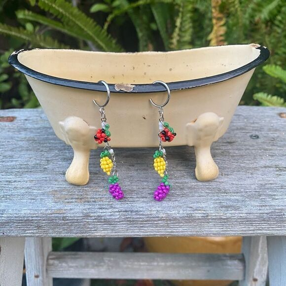 NWT Free People Sweet Treat Fruit Strawberry/Lemon/Grape Beaded Dangle Earrings - Picture 2 of 4